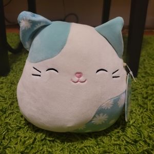 Kesla cat floral flowers squishmallow 8 inches TAG IS SLIGHTLY DAMAGED